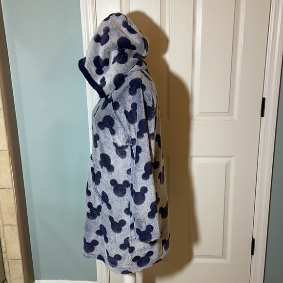 Nwt Disney Mickey Mouse Fleece Lounge Hoodie - Picture 10 of 14